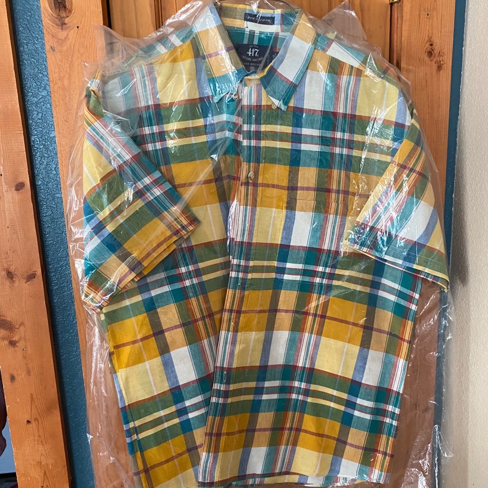 Over Easy Van Heusen Vintage Bright Button Up